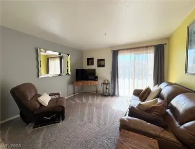 3550 Bay Sands Drive 3053 Living Room