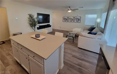 6268 Pink Cosmos Avenue Kitchen