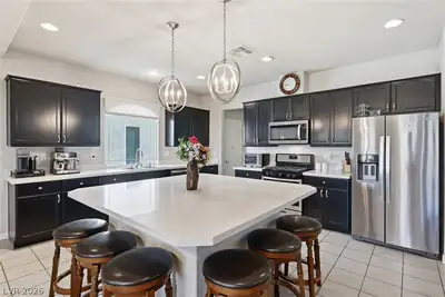 10137 Herons Rise Street Las Vegas, NV 89141