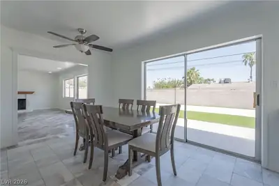 2298 Golden Arrow Drive, Las Vegas, NV 89169 Dining Area