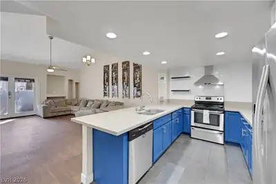 5635 Vineyard Lane 5635 Las Vegas, NV 89110