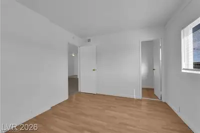 2908 Poplar Avenue 3 Bedroom