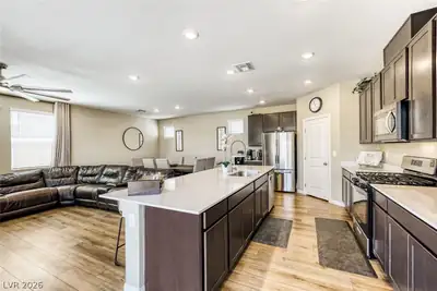 9166 Eagle Ford Street, Las Vegas, NV 89113 Kitchen