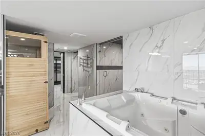 3111 Bel Air Drive 28H Primary Bathroom