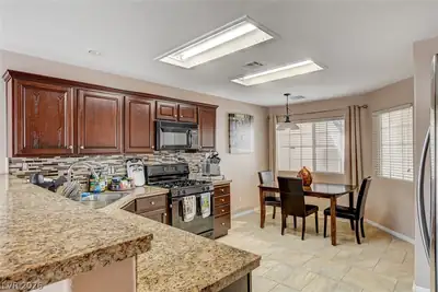 10334 Juniper Creek Lane, Las Vegas, NV 89145 Kitchen