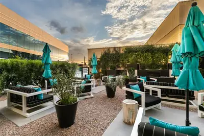 4471 Dean Martin Drive 4004 Patio