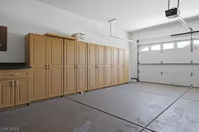 2517 Springville Way, Henderson, NV 89052 Garage