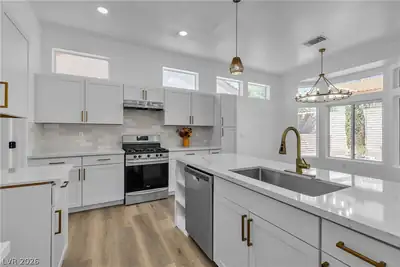 10636 Argents Hill Drive, Las Vegas, NV 89134 Kitchen
