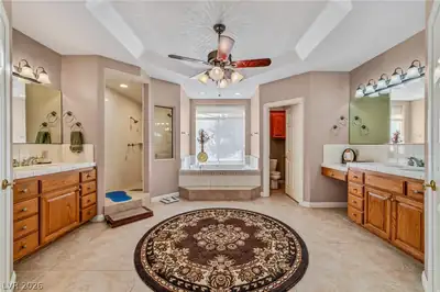 4061 North Equus Court Primary Bathroom