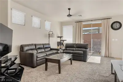 5059 Sagelyn Street, Las Vegas, NV 89122 Living Room