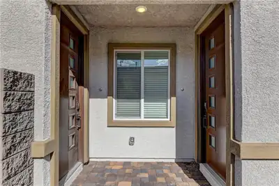 222 Palisade Falls Avenue, Henderson, NV 89015 Entrance Foyer