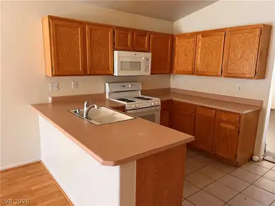 2505 Morocco Avenue Kitchen