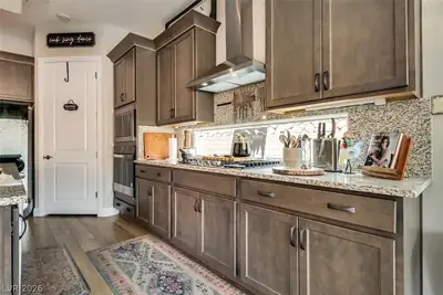 174 Crimson Cactus Avenue, Henderson, NV 89011 Kitchen