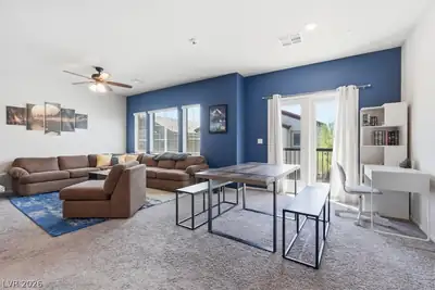 4660 Moonbow Avenue 101 Dining Area