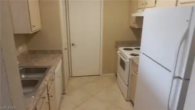 1150 North Buffalo Drive 2023 Kitchen