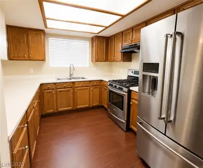 3341 Salmon Creek Drive, Las Vegas, NV 89129 Kitchen