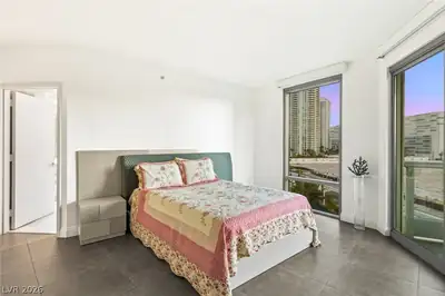 222 Karen Avenue 708 Bedroom