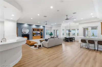 10848 Ickworth Court, Las Vegas, NV 89135 Living Room