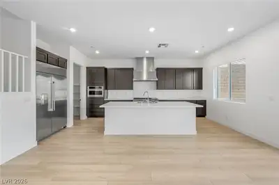 1605 Amalfi Arches Place, Henderson, NV 89011 Kitchen