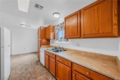 2764 Mount Charleston Drive, Pahrump, NV 89048 Kitchen