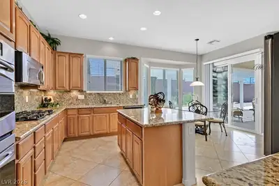 2429 Orangeburg Place, Henderson, NV 89044 Kitchen