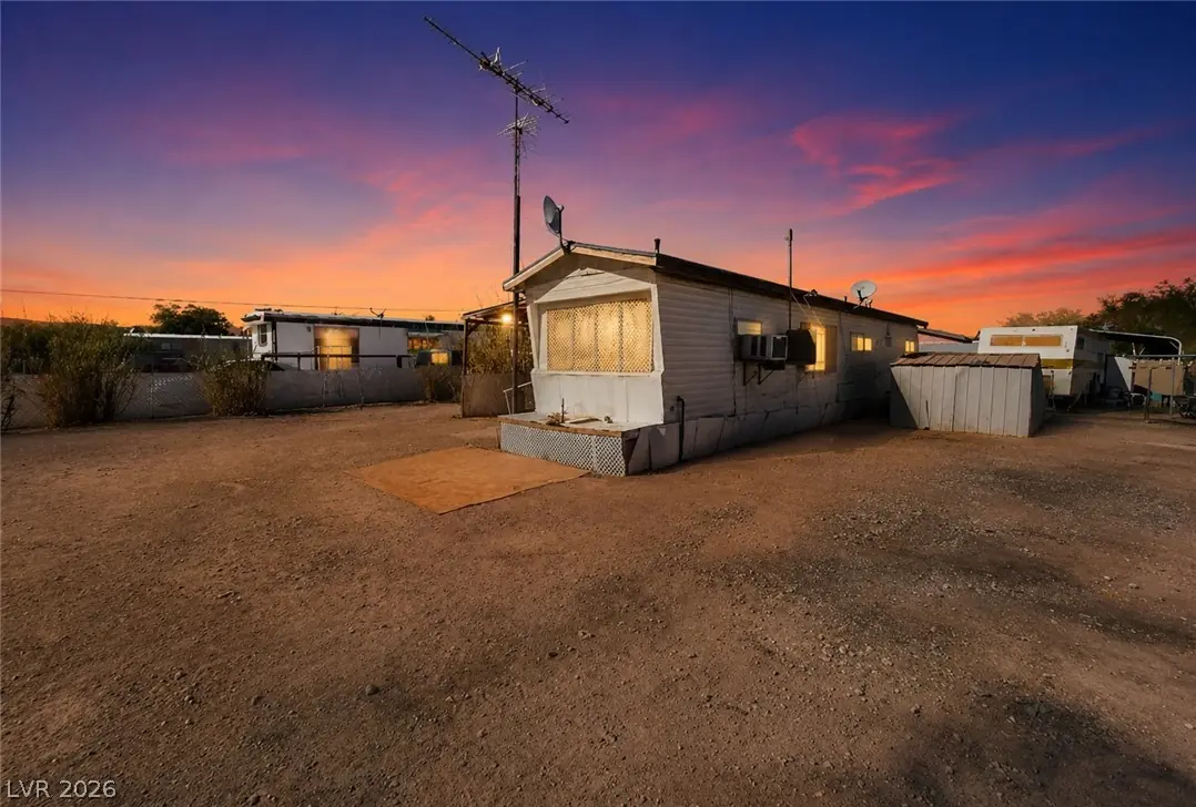 370 McDonald Avenue, Overton, NV 89040