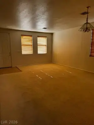 4132 Greenbridge St Living Room