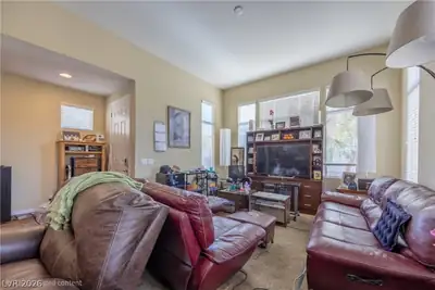 223 Heathrow Lake Avenue, North Las Vegas, NV 89084 