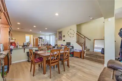 223 Heathrow Lake Avenue, North Las Vegas, NV 89084 