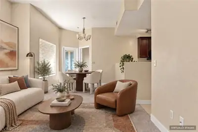 10245 South Maryland Parkway 269 Living Room