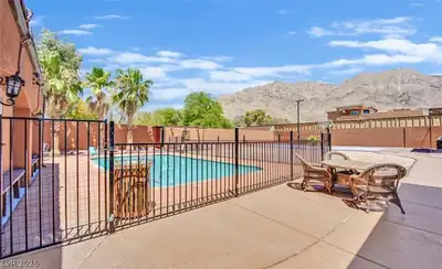 236 Vista Valley Street, Las Vegas, NV 89110 Pool