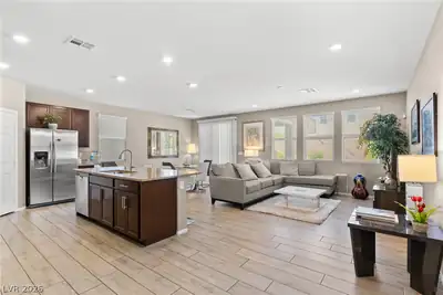 5347 Boschetto Street, Las Vegas, NV 89113 