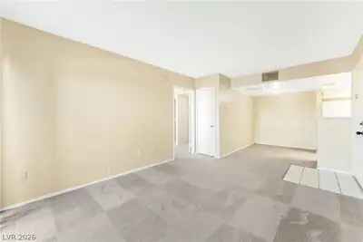 8070 RUSSELL Road 1054 Living Room