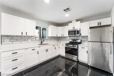 3215 Dillon Avenue, North Las Vegas, NV 89030 Kitchen