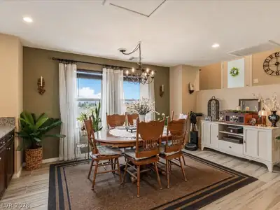 4650 Ranch House Road 22 Dining Area