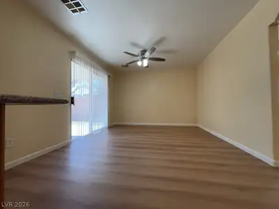 6045 Stone Hollow Avenue Dining Area