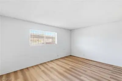 615 South Royal Crest Circle 13 Bedroom