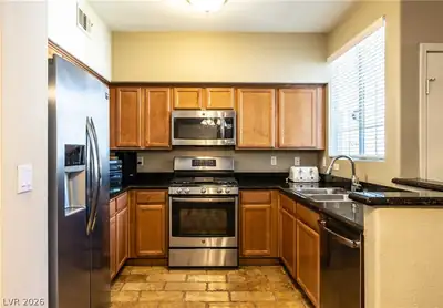 1709 King James Street 203 Kitchen