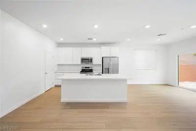 9781 Sunset Canyon Avenue, Las Vegas, NV 89178 Kitchen