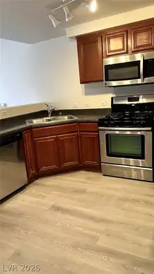 10245 South Maryland Parkway 133 Kitchen