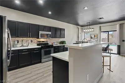 5528 Colorado Breeze Way, North Las Vegas, NV 89031 Kitchen