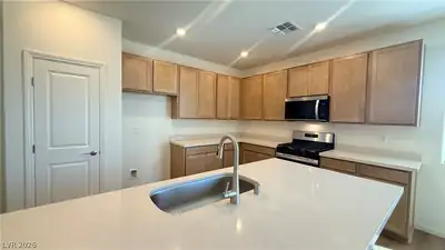 3887 Tico Falls Avenue, Las Vegas, NV 89141 Kitchen