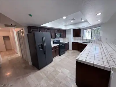 8620 Cremona Drive, Las Vegas, NV 89117 Kitchen
