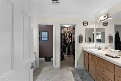 435 Manderley Court, Las Vegas, NV 89123 Primary Bathroom