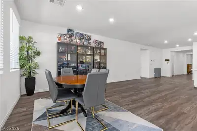 10006 Joshua Foothills Street, Las Vegas, NV 89178 Dining Area