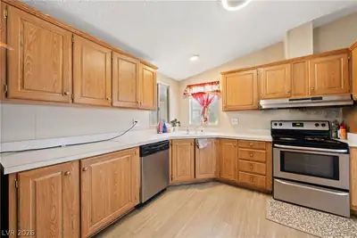 650 Greta Boulevard, Pahrump, NV 89060 Kitchen