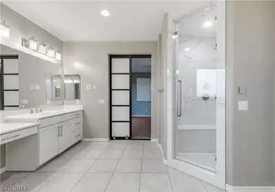 2774 Athens Ridge Drive, Henderson, NV 89052 Primary Bathroom