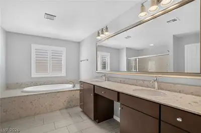 12242 Argent Bay Avenue, Las Vegas, NV 89138 Primary Bathroom