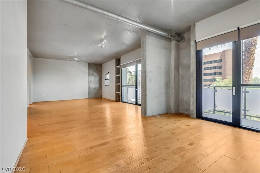 353 East Bonneville Avenue 365