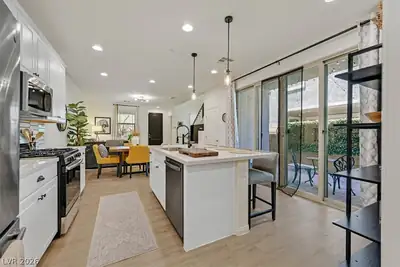 116 Alla Breve Avenue, Henderson, NV 89011 